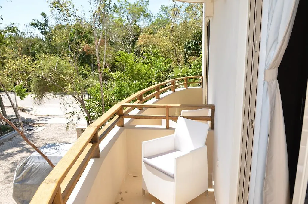 Stay In Tulum! 0*, Tulum Mexico